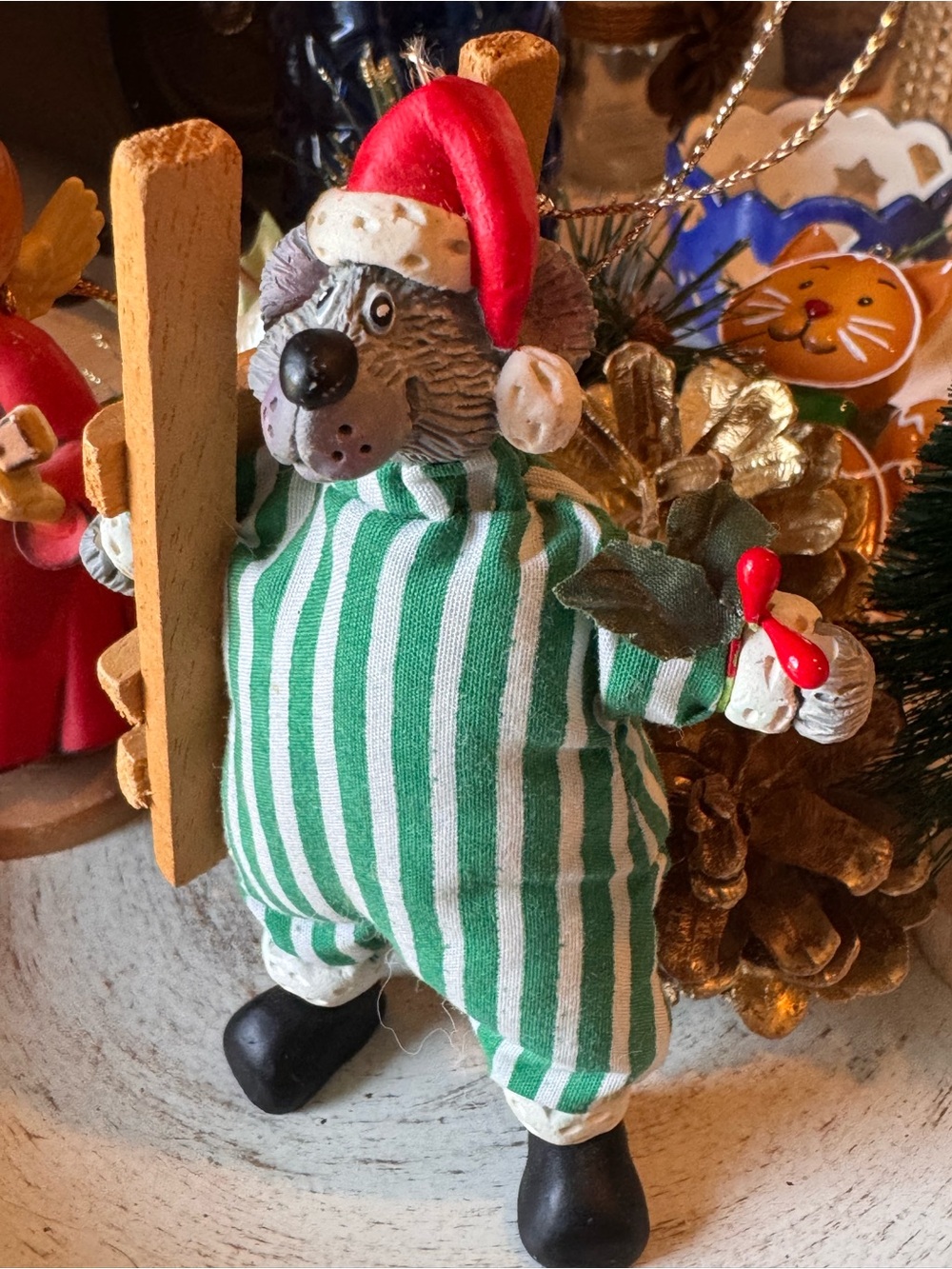 VTG Christmas Mice Climbing Ladder Figurine Ornament (1980s/1990s)